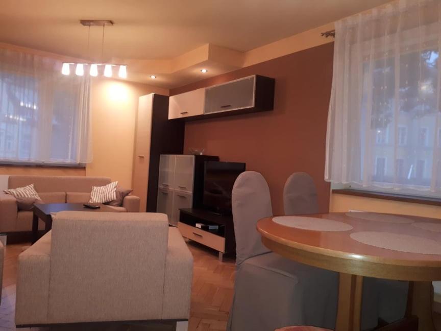 Apartament Przy Parku Kudowa-Zdrój Exterior foto