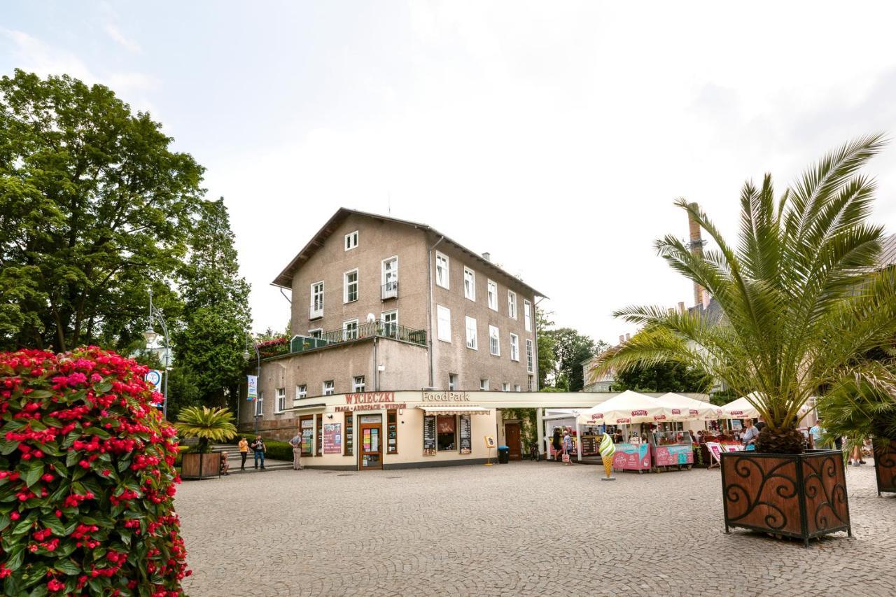 Apartament Przy Parku Kudowa-Zdrój Exterior foto